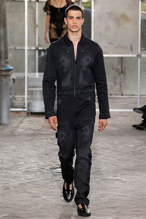 Givenchy Spring 2016 Menswear Collection 